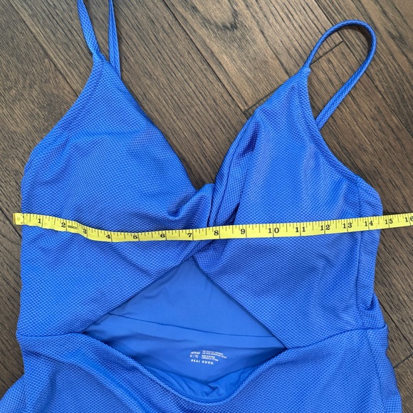 Aerie Shine Pique Twist Scoop One Piece Swimsuit - Picture 7 of 11